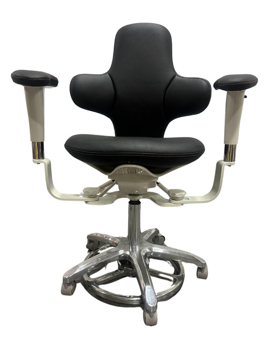 Flight Premium Doctor Stool